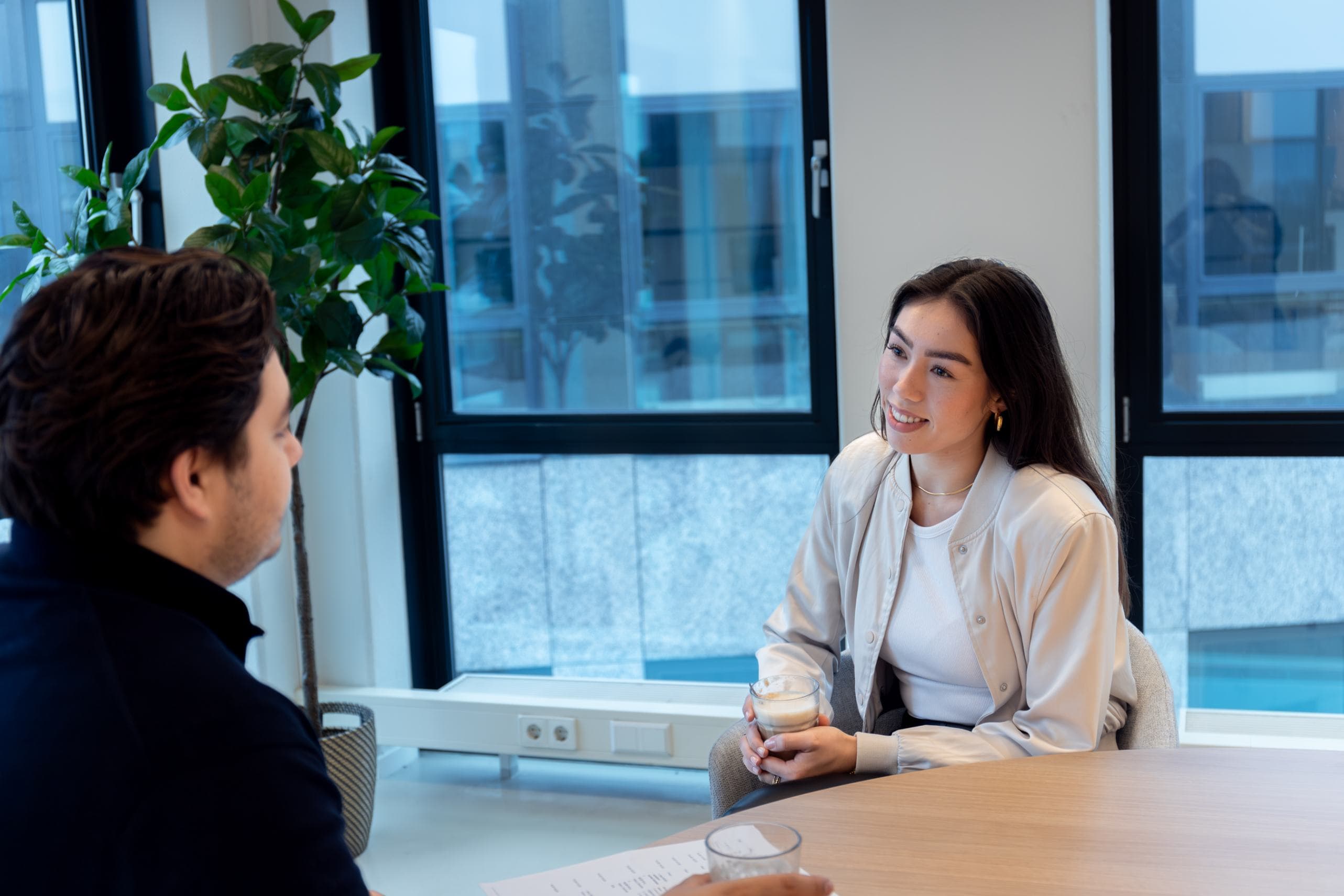 Jezelf presenteren tijdens een sollicitatiegesprek: Tips en Tricks